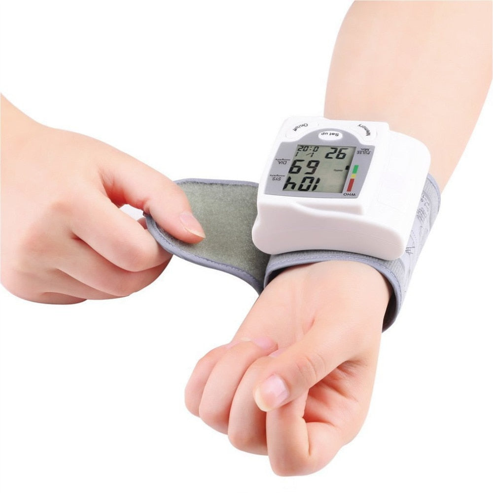 WRIST BLOOD PRESSURE METER
